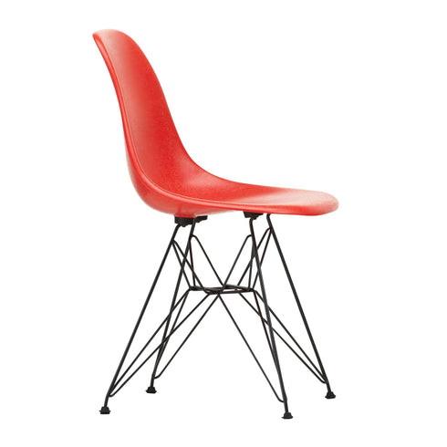 Cadeira Eames DSR em Fibra de Vidro / Base Preta